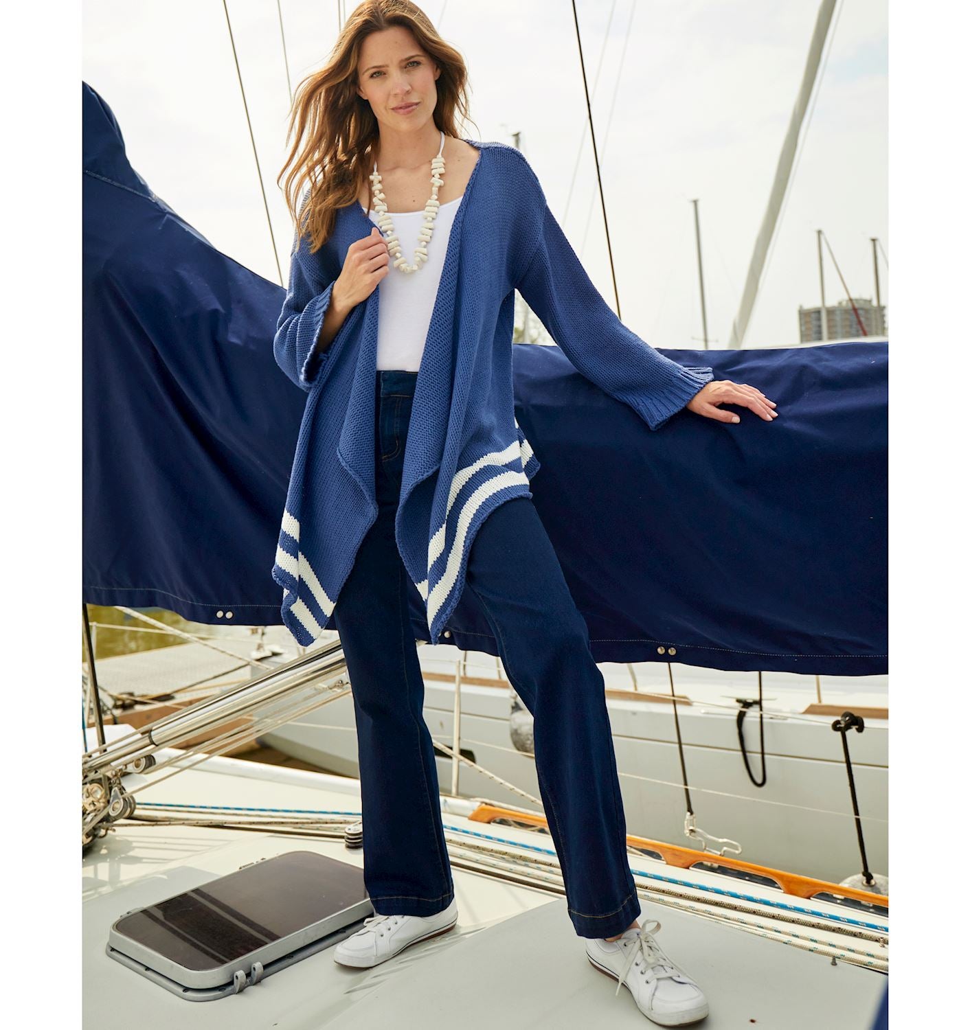 Loose-fitting blue and white cardigan