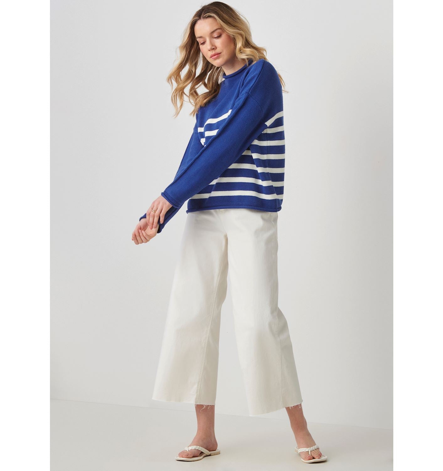 Striped Sweater White & Blue
