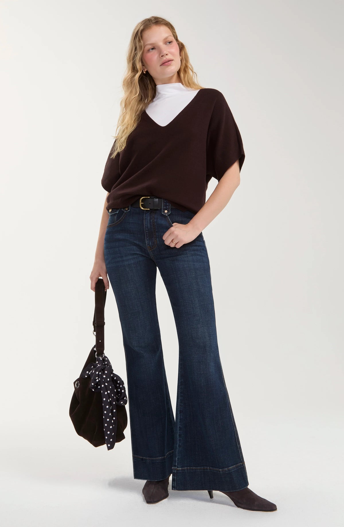 Short Sleeve V-neck Sweater